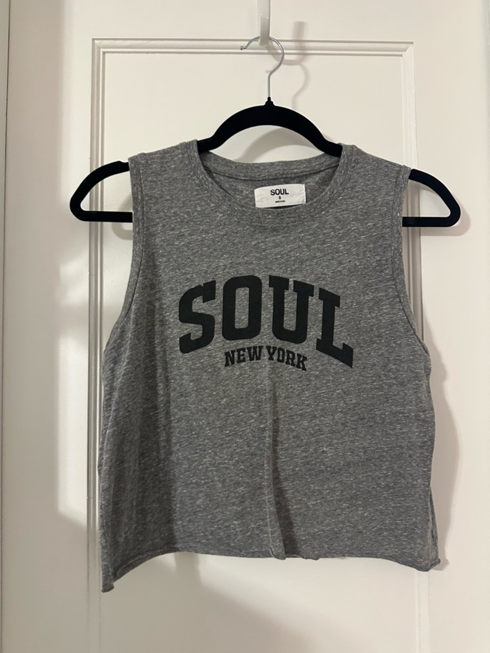 Soul by SoulCycle New York Women's Gray Sleeveless Crop Tank